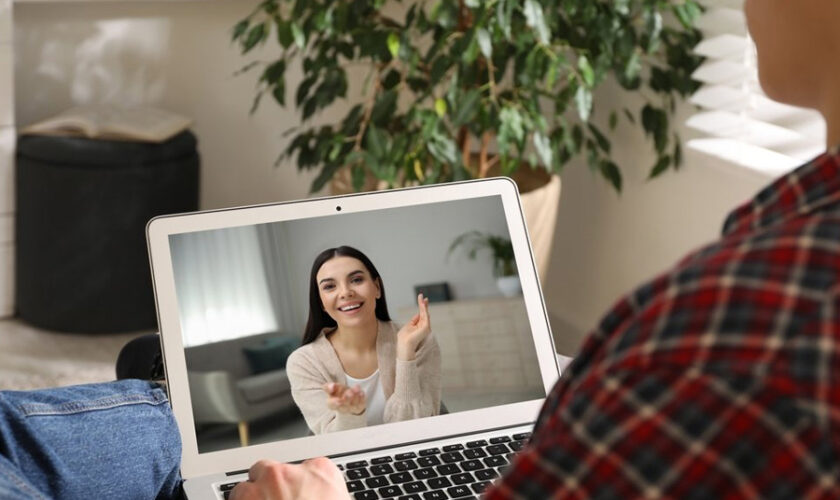 Virtual Visits Made Easy Tips for Seamless Webcam Chats