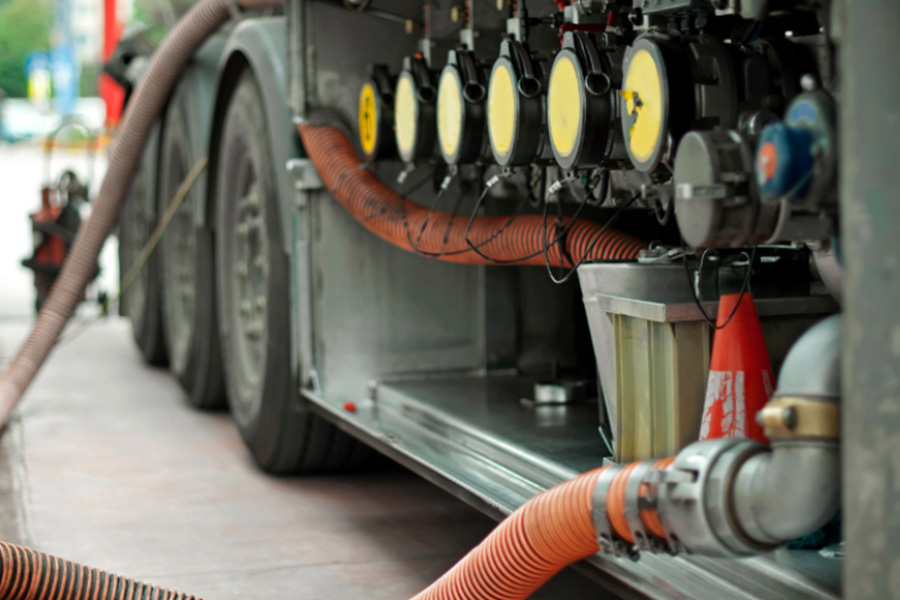 Choosing a Reliable Diesel Supplier in Singapore for Fleet Operations